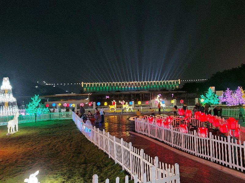 STATUE OF UNITY - garden